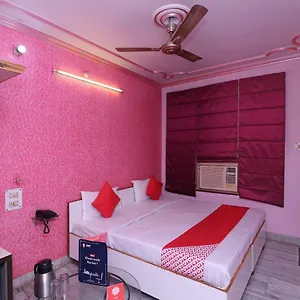 Oyo 16610 Shri Ram International Varanasi